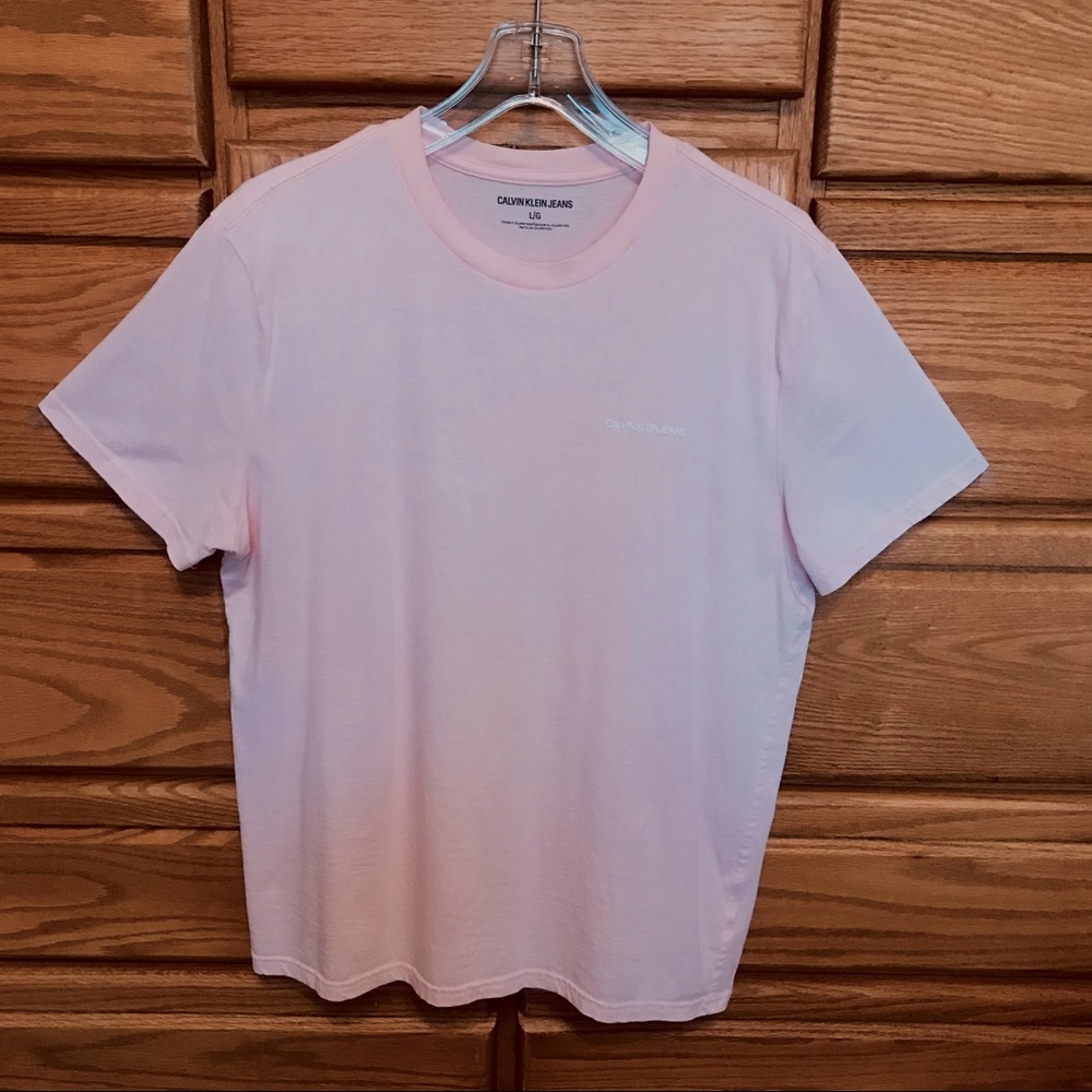 Calvin Klein light Pink T-shirt w/small logo, Sz L